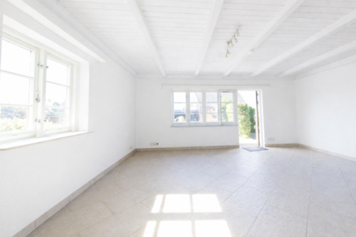 Foto - Haus mit Einliegerwohnung zu vermieten in Karby