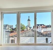 Großzügige, helle Dachgeschoßwohnung mit Balkon in der Innenstadt - Traunstein