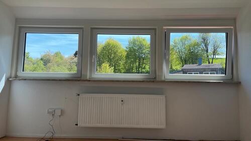 Foto - Helle 4-Zimmer-Dachgeschosswohnung in ruhiger Lage