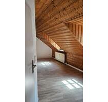 Gemütliche Dachgeschoss-Whg im Fachwerk - Mühlhausen (Thüringen) Gemütliche Dachgeschoss-Whg im Fachwerk - Mühlhausen (Thüringen)