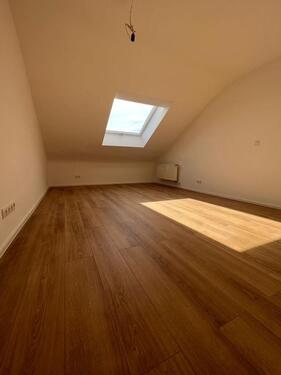 Foto - Dachgeschoßwohnung in Maintal zum Kaufen