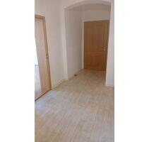 Wohnung mit ausreichend Fläche - 750,00 EUR Kaltmiete, in Netzschkau (PLZ: 08491)