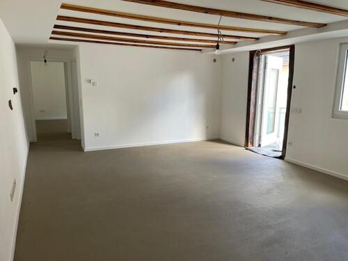 Foto - Erstbezug nach Komplettsanierung: schöne, helle 2,5 Zimmerwohnung