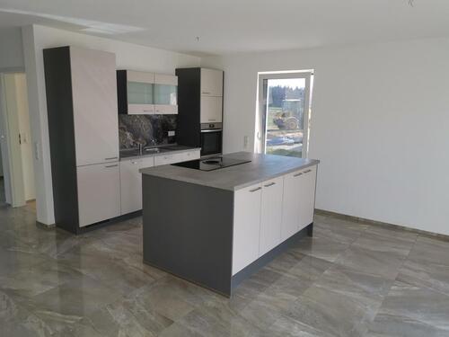 Foto - Neuwertige Doppelhaushälfte mit moderner Einbauküche in Wallhausen