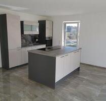 Neuwertige Doppelhaushälfte mit moderner Einbauküche in Wallhausen