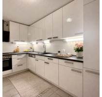 Möbliertes 2,5-Zimmer-Loft (100 m²) im Souterrain – modern & lich - Günzburg