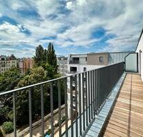 Dachgeschoss! Optimal geschnittene 3-Zi.-Whg. mit großer Terrasse und hochwertiger EBK - Berlin Pankow