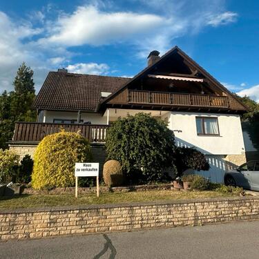 Foto - Freistehendes Einfamilienhaus - 355.000,00 EUR Kaufpreis,