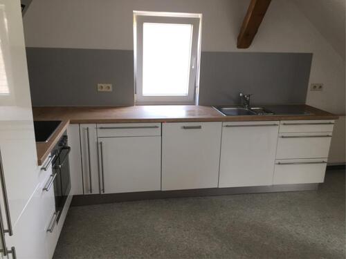 Foto - Helle Dachgeschosswohnung mit 3 Zimmern