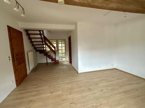 Foto - Erstbezug nach Renovierung: 2-Zimmer-Reihenendhaus (54 m²) mit 310 m² Garten