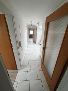 Foto - Helle 2 Zimmer - Wohnung Dachgeschoss