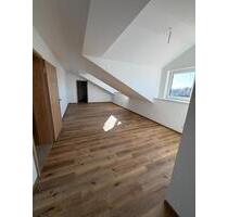 Gemütliche 2-Zimmer-Dachgeschosswohnung im Neubau – helle Räume in St. Oswald - Sankt Oswald-Riedlhütte