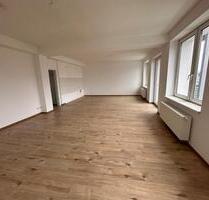 Hachenburg 2 ZKB mit Balkon und Stellplatz