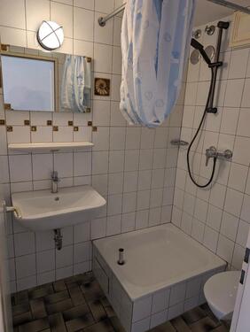 Foto - 1 Zimmer mit Bad und WC zu vermieten in Freising