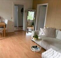 Ruhige 3-Zimmerwohnung mit Balkon - Hof Christiansreuth