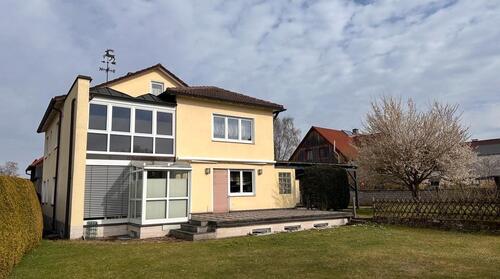 Foto - 8 Zimmer Mehrfamilienhaus, Wohnhaus zum Kaufen in Weiherhammer