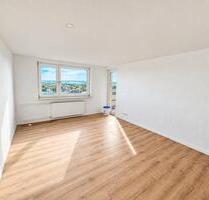 Frisch sanierte 3-Zimmer-Wohnung mit Balkon und Aufzug im 6.OG - Wolfenbüttel
