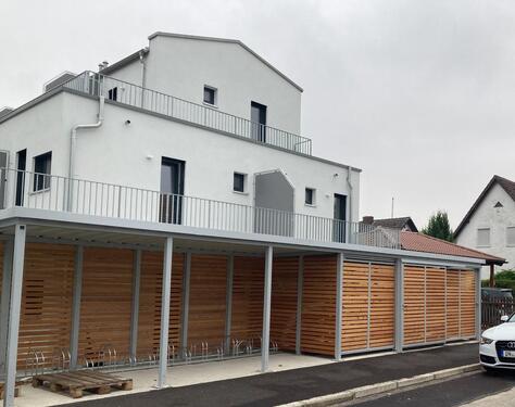Foto - Hochwertiges möbliertes Apartment mit großer Terrasse