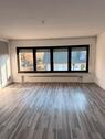 Foto - Helle 3-Zimmer-Wohnung (88 m2) mit großem Eckbalkon