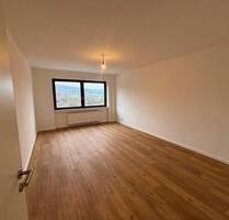 Helle, frisch renovierte 1-Zimmer-Wohnung in Wuppertal - Pulheim