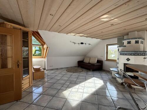 Foto - 3 Zimmer Dachgeschoßwohnung in Sulzdorf an der Lederhecke