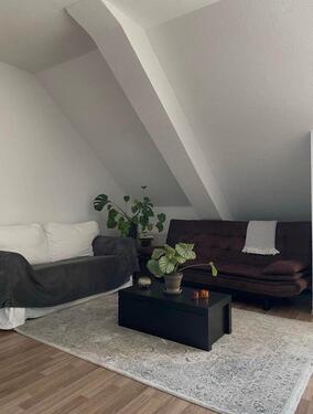 Foto - 1 Zimmer Dachgeschoßwohnung zur Miete in Aschaffenburg