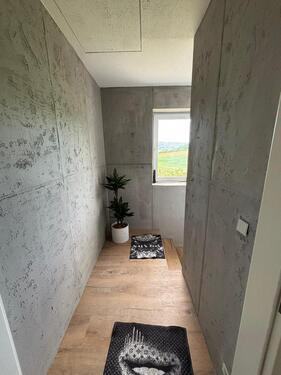 Foto - Helle, kernsanierte 3-Zimmer-Dachgeschosswohnung mit Garten