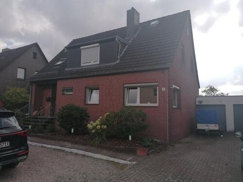 Foto - Freistehendes Einfamilienhaus, EFH, Garten, Keller