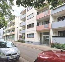 Sanierte 4-Zimmer Wohnung mit 2 Balkons am Lampertheimer Park !