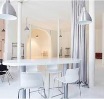 Fotostudio in Hamburg. Beteiligung in kleiner Gemeinschaft .