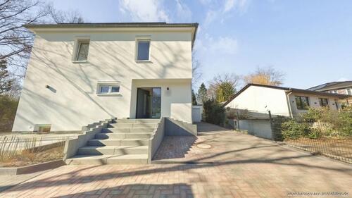 Foto - Neubau Erdgeschosswohnung mit ca. 450m² großem Gartenanteil in Niendorf!