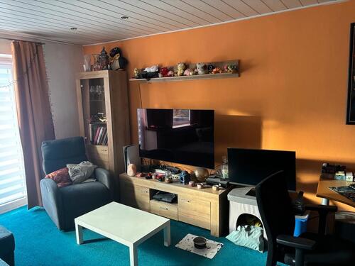 Foto - Schöne 3 ZKB mit Balkon, PKW Stellplatz und Kellerraum