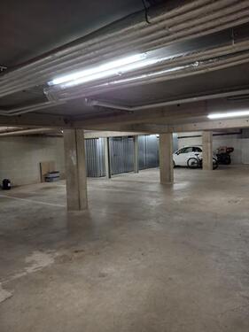 Foto - Tiefgaragenplatz Petrisberg Peter-Josef-Lenne Str. am Wasserband