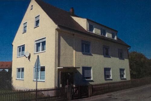 Foto - 3 Zimmer EG Wohnung mit Terrasse+eigenen Garten in Luhe-Wildenau