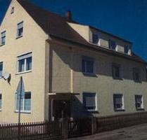 3 Zimmer EG Wohnung mit Terrasse+eigenen Garten in Luhe-Wildenau