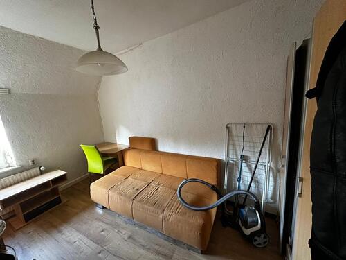 Foto - 1 Zimmer separates Bad - 450,00&nbsp;EUR Kaltmiete, ca.&nbsp; 21,00&nbsp;m&sup2;