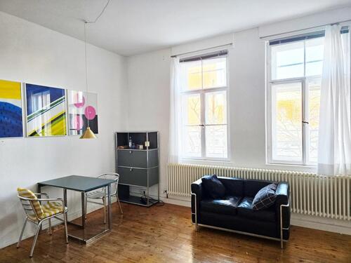 Foto - München, Schwabing, Kaiserplatz - 2er-WG in Altbauwohnung.