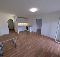 Helle und moderne 2-Zimmerwohnung mit Balkon - Mössingen