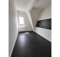 Schöne Wohnung mit ca. 45 qm Wohnfläche in ruhigem 4-Parteienhau - Mönchengladbach Süd