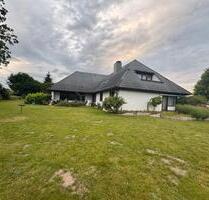 Villa - ohne Makler!!! - 849.000,00&nbsp;EUR Kaufpreis, ca.&nbsp; 380,00&nbsp;m&sup2; in Lehrte (PLZ: 31275)