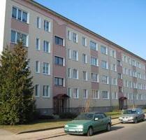 Erstbezug nach Sanierung - 3-Raum-Wohnung im ersten Obrgeschoss! - Güstrow