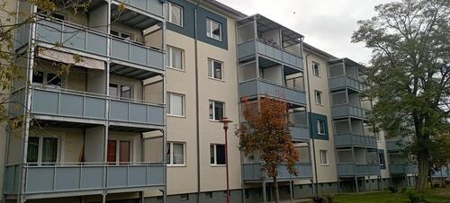 Foto - 3- Raumwohnung mit Balkon in Güstrow zu vermieten