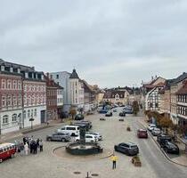 2-Zimmer-Wohnung mit Balkon und Einbauküche in zentraler Lage - Schmölln
