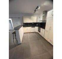 2 Zimmer, Küche, Bad Balkon - 1.100,00&nbsp;EUR Kaltmiete, ca.&nbsp; 70,00&nbsp;m&sup2; in Wiesbaden (PLZ: 65203) Biebrich