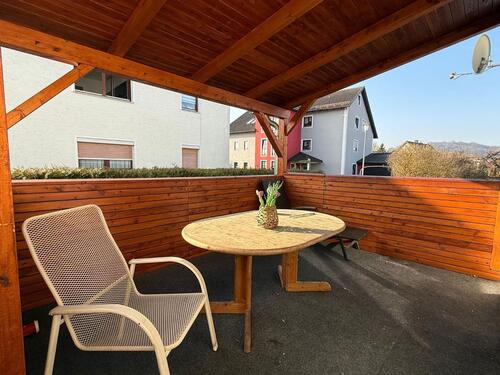 Foto - Großzügige 3-Zimmer-Wohnung in Teublitz mit Terrasse & Garage – ideal für Familien