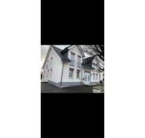 4 Zimmer Wohnung zu vermieten - 1.400,00&nbsp;EUR Kaltmiete, ca.&nbsp; 113,00&nbsp;m&sup2; in Wermelskirchen (PLZ: 42929)