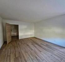 Großzügige 3-Zimmer Wohnung in Bahnhofs-Innenstadtnähe in Weiden - Weiden in der Oberpfalz