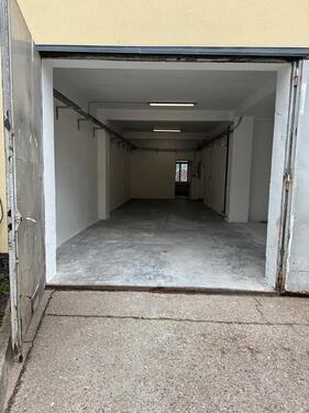 Foto - Große GarageHalle - 500,00 EUR Miete,