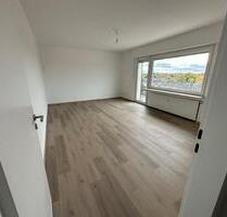 Helle 3 Zimmer-Wohnung mit großem Balkon - Hamm Berge
