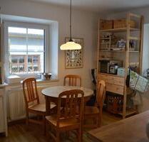 Kernsanierte, energieeffiziente Erdgeschosswohnung mit Garten - Laaber